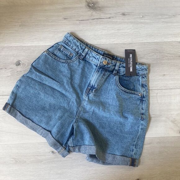Prettylittlething BlueWash High Waisted Turn Up Mom Denim Shorts SZ 2 NWT IN PKG - Picture 6 of 8